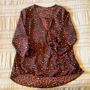 Maroon hi-lo blouse